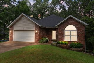 47 Cresswell Drive, Bella Vista, AR 72714
