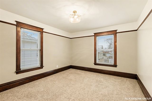 356 Pine Avenue, Holland, MI 49423