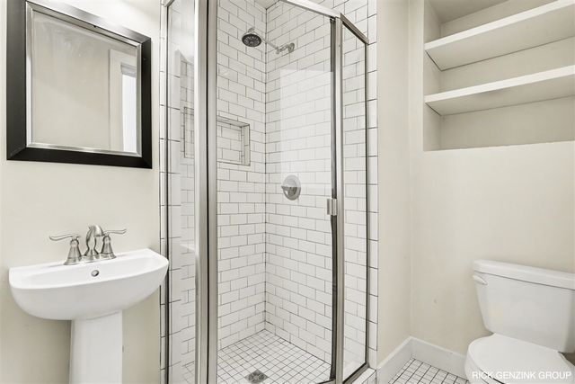 356 Pine Avenue, Holland, MI 49423