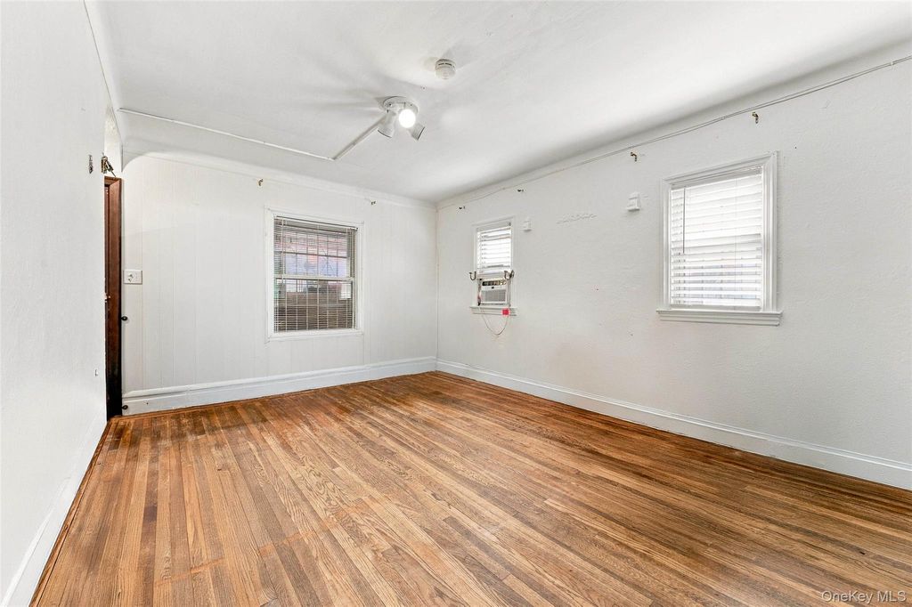 11546 210th Street, Cambria Heights, NY 11411 — photo 4