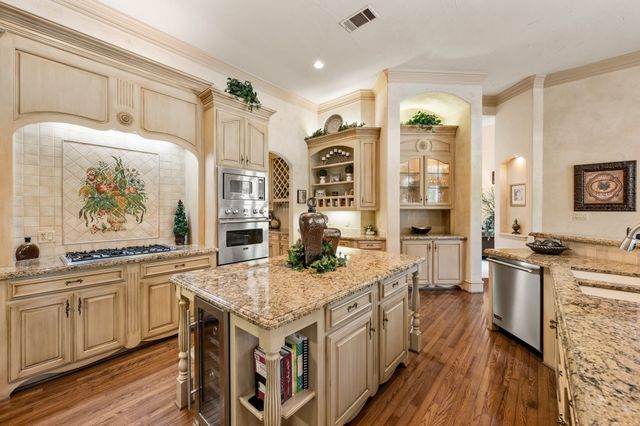 7204 Majestic Manor, Colleyville, TX 76034
