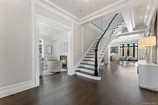 16 Taylor Road, Mount Kisco, NY 10549