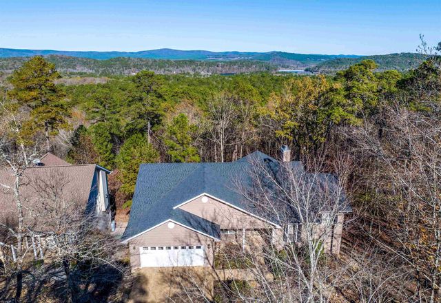 10 Moncada Circle, Hot Springs Village, AR 71909