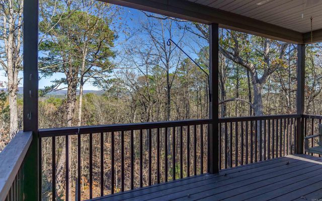 10 Moncada Circle, Hot Springs Village, AR 71909