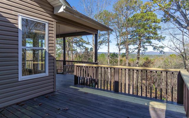 10 Moncada Circle, Hot Springs Village, AR 71909