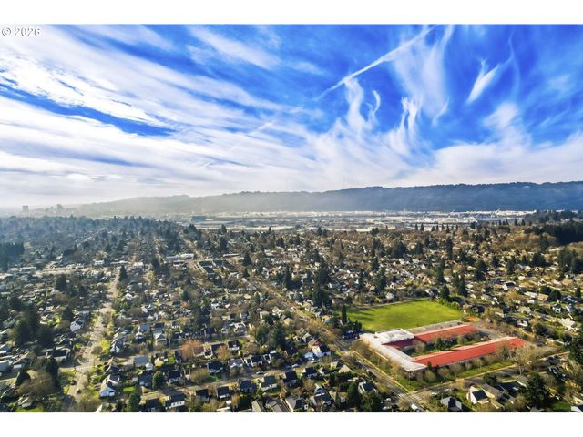 3006 N WILLIS Blvd, Portland, OR 97217