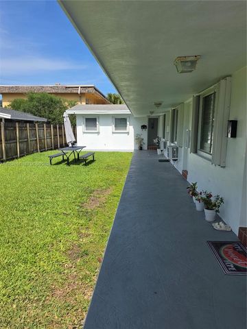411 SE 3rd Ave 3, Hallandale Beach, FL 33009
