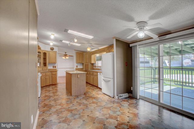 5664 CLARIDGE CT, Fayetteville, PA 17222