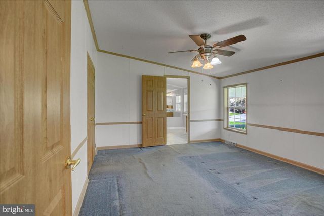 5664 CLARIDGE CT, Fayetteville, PA 17222