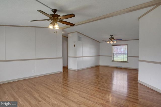 5664 CLARIDGE CT, Fayetteville, PA 17222