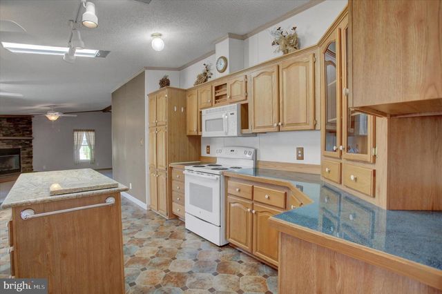 5664 CLARIDGE CT, Fayetteville, PA 17222