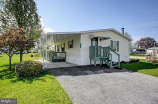 5664 CLARIDGE CT, Fayetteville, PA 17222