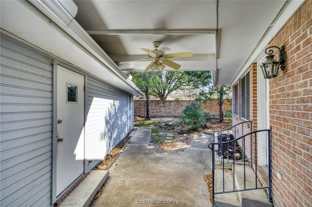 1402 Riverstone Court, College Station, TX 77845