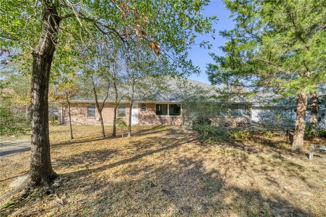 1402 Riverstone Court, College Station, TX 77845