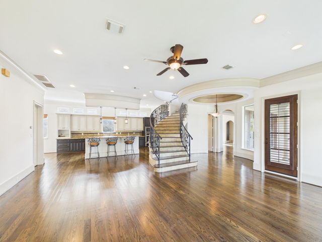 4003 Dumbarton Street, Houston, TX 77025