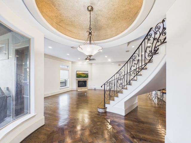 4003 Dumbarton Street, Houston, TX 77025