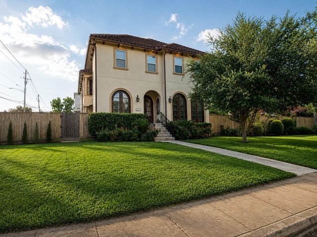 4003 Dumbarton Street, Houston, TX 77025