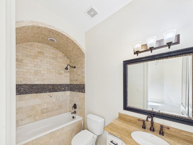 4003 Dumbarton Street, Houston, TX 77025