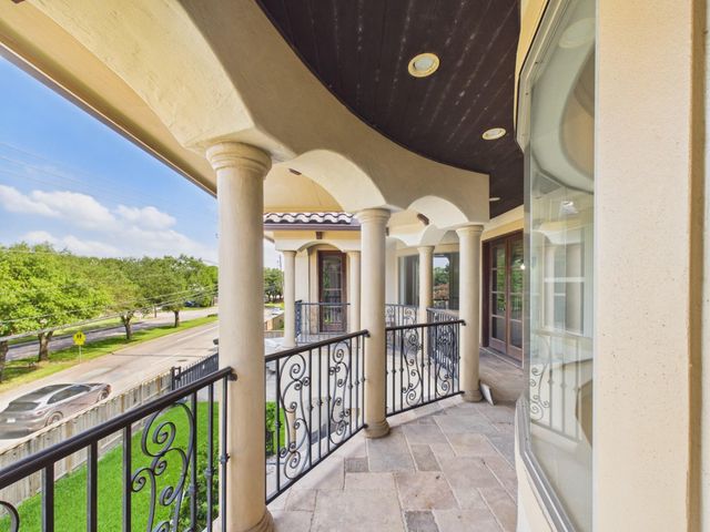 4003 Dumbarton Street, Houston, TX 77025