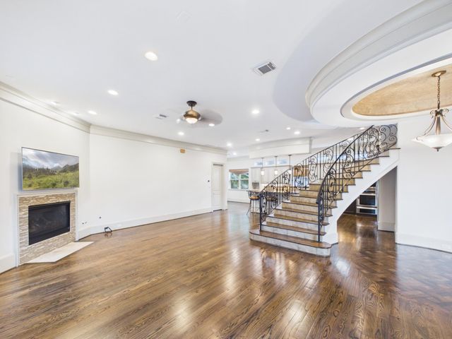 4003 Dumbarton Street, Houston, TX 77025