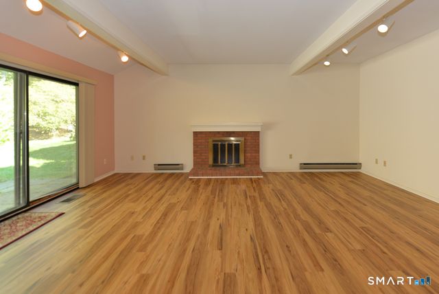 682 Heritage Village A, Southbury, CT 06488