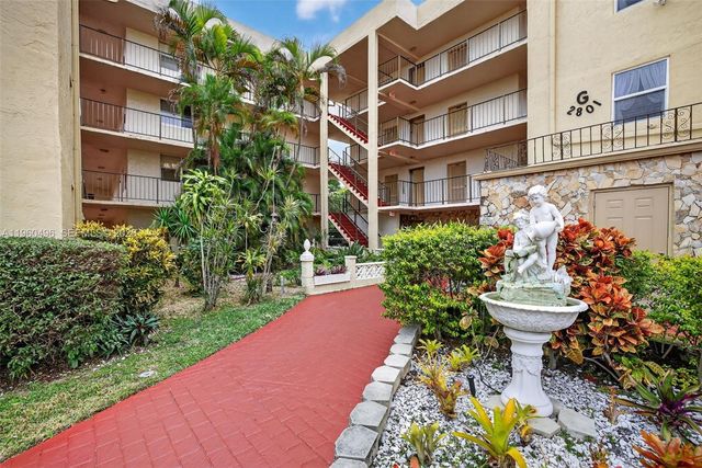 2801 Somerset Drive 205, Lauderdale Lakes, FL 33311