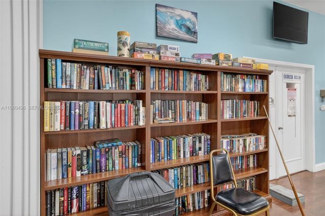 2801 Somerset Drive 205, Lauderdale Lakes, FL 33311