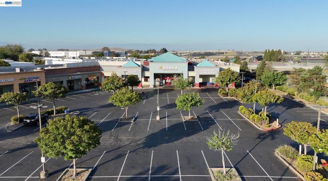 93 Shaniko Cmn 24, Fremont, CA 94539