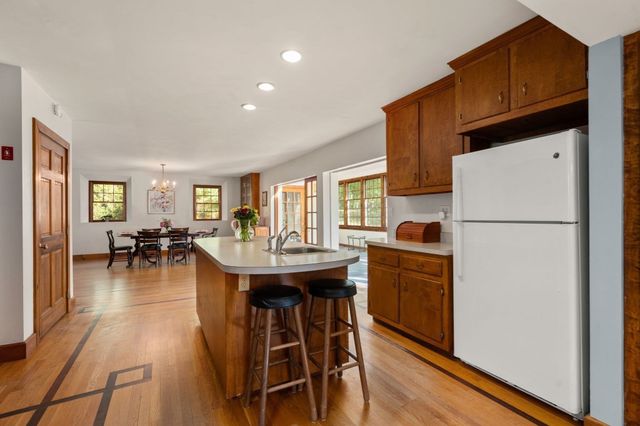 102 Concord Road, Sudbury, MA 01776