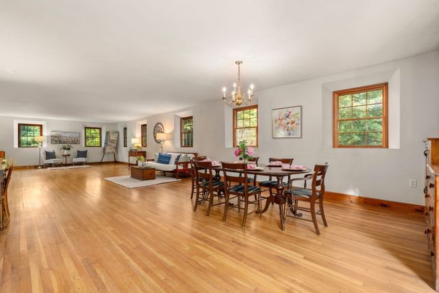 102 Concord Road, Sudbury, MA 01776