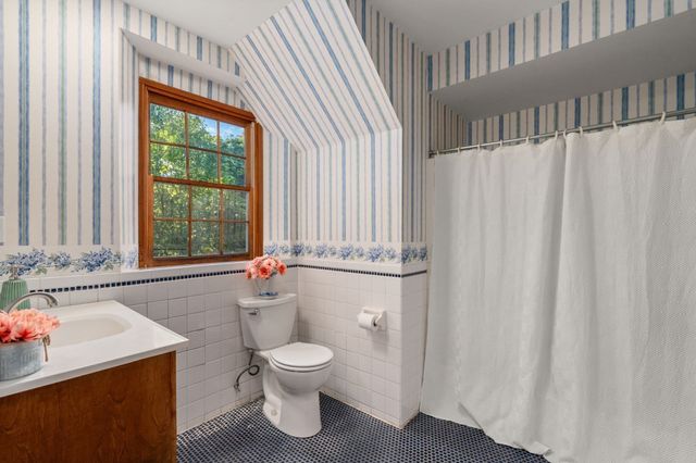 102 Concord Road, Sudbury, MA 01776