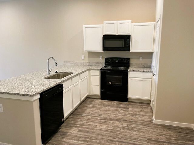 1915 Langford Avenue, Lubbock, TX 79407