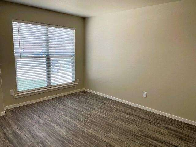 1915 Langford Avenue, Lubbock, TX 79407