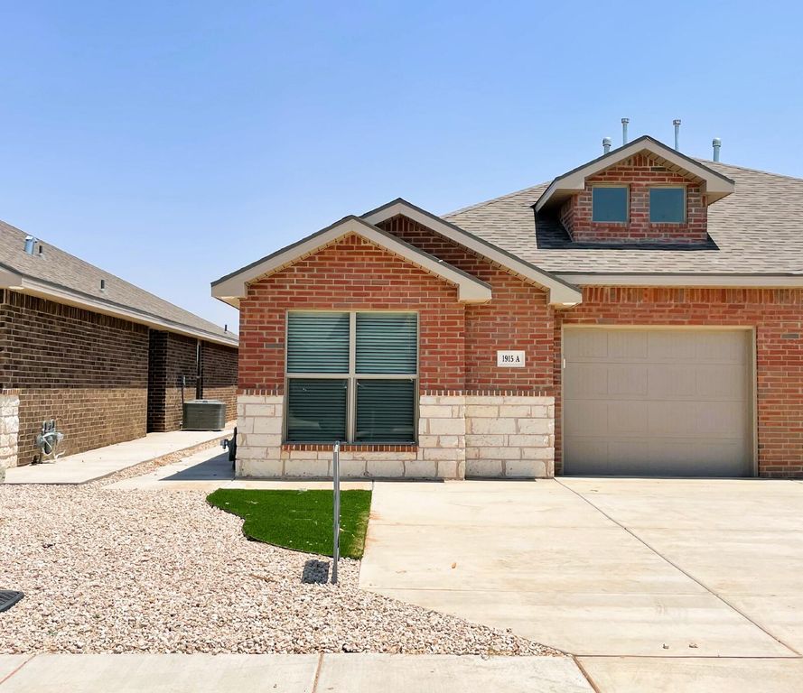1915 Langford Avenue, Lubbock, TX 79407