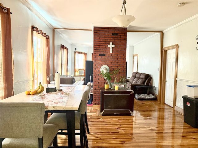 301 Davis St, New Bedford, MA 02746