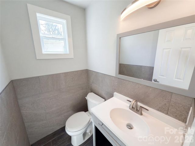 12015 Landen Drive, Charlotte, NC 28277