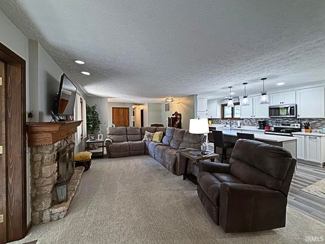 708 Maple Drive, Frankfort, IN 46041