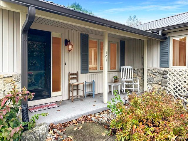 708 Maple Drive, Frankfort, IN 46041