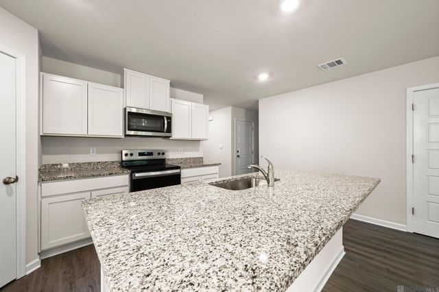 2430 Lewis Loop, Zachary, LA 70791