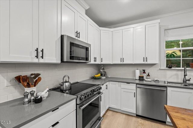 2045 Fernwood Way, Henderson, NC 27536