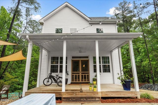 2045 Fernwood Way, Henderson, NC 27536