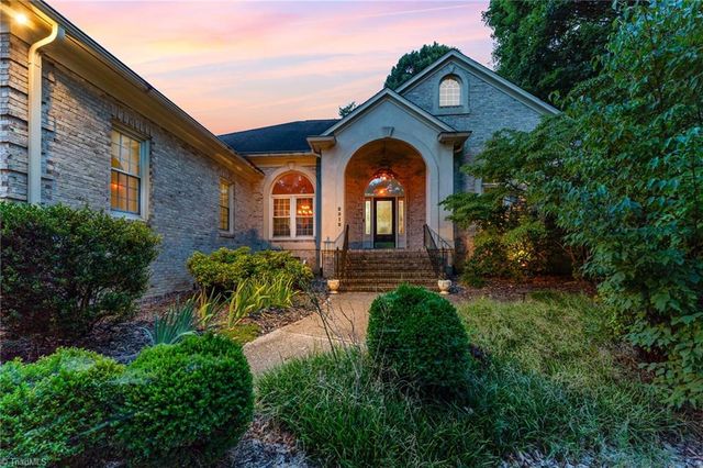 2512 Burch Point, High Point, NC 27265
