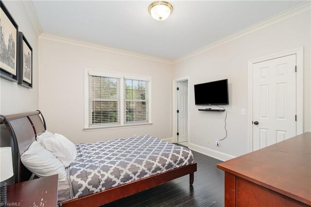2512 Burch Point, High Point, NC 27265
