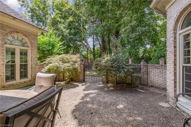 2512 Burch Point, High Point, NC 27265