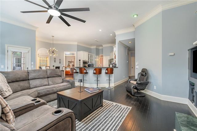 2512 Burch Point, High Point, NC 27265