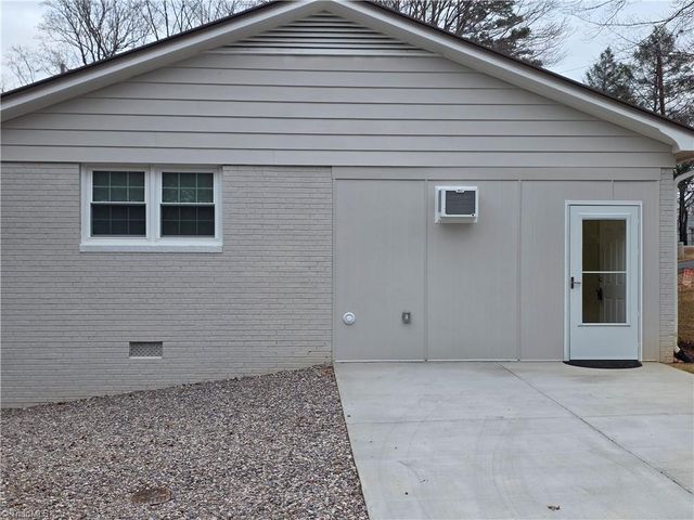 203 Sunrise Avenue, Asheboro, NC 27203