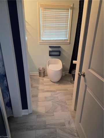 203 Sunrise Avenue, Asheboro, NC 27203