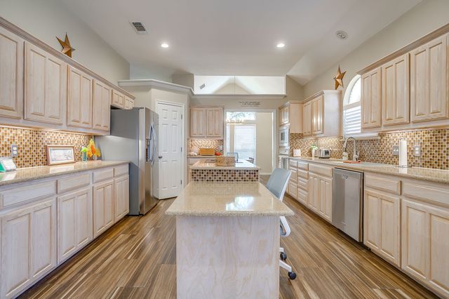 6155 White Tail Trail, Fort Worth, TX 76132