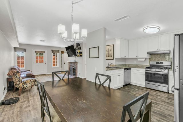 3570 Caballero Ln, Antelope, CA 95843