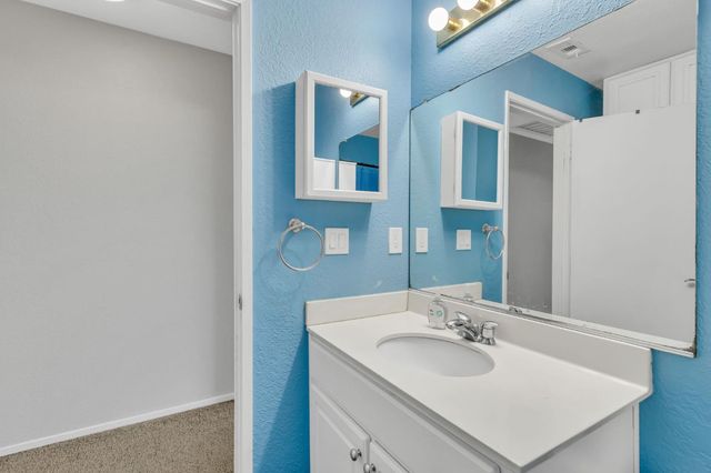 3570 Caballero Ln, Antelope, CA 95843